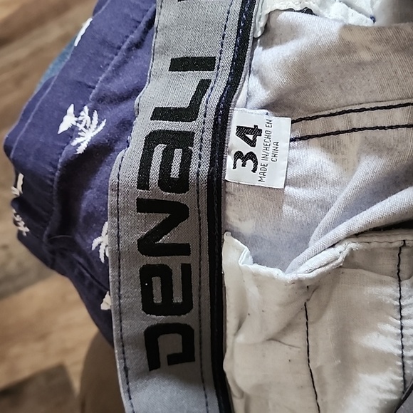 Denali mens shorts - Picture 3 of 3